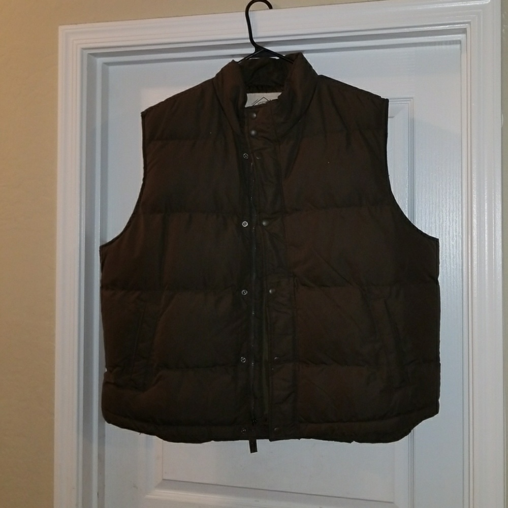 Army green vest